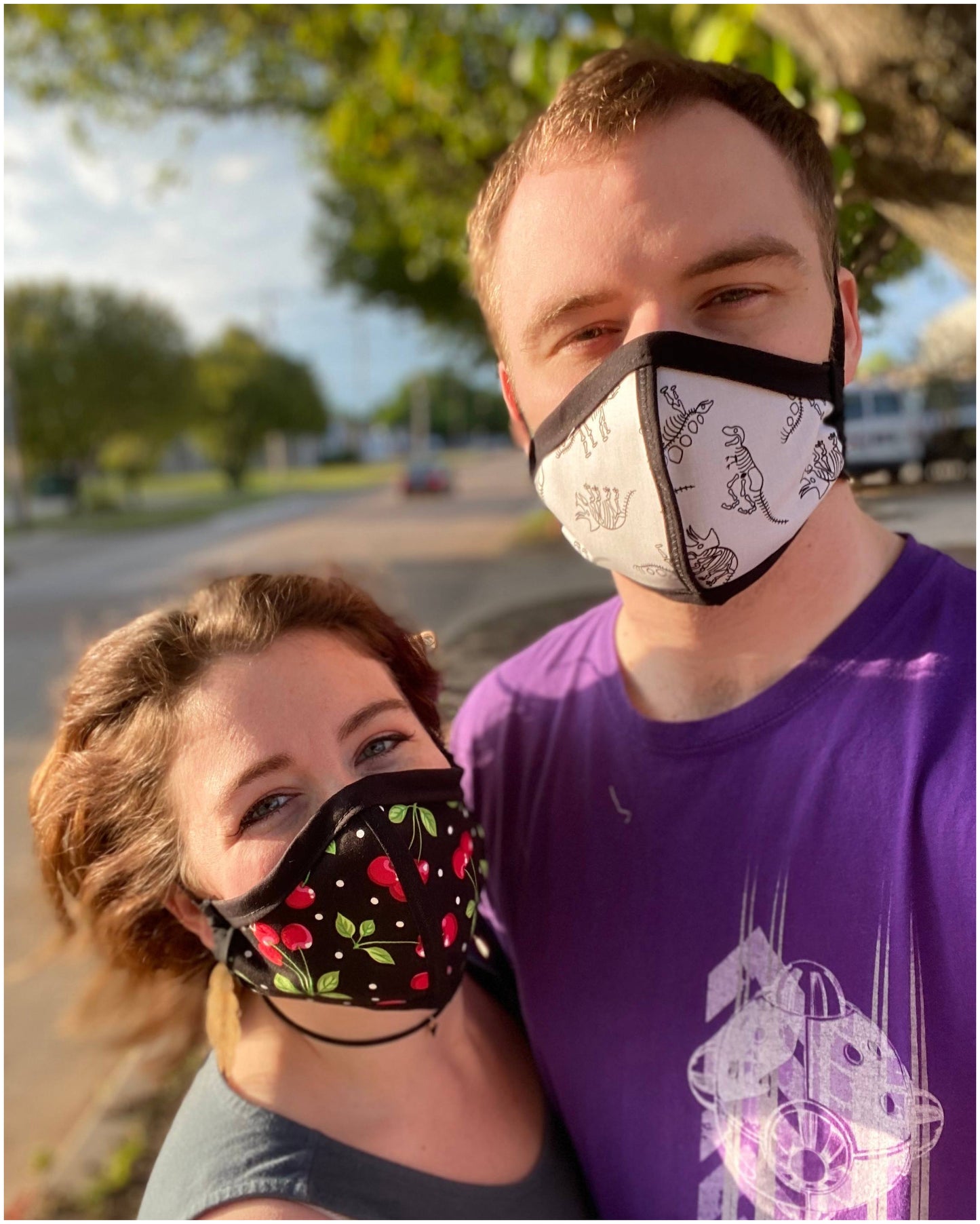 HARD EDGE DESIGN Made in USA Four Layer Cloth Face Mask - Ear Saver Behind the Head Elastic - China Flowers, Adult